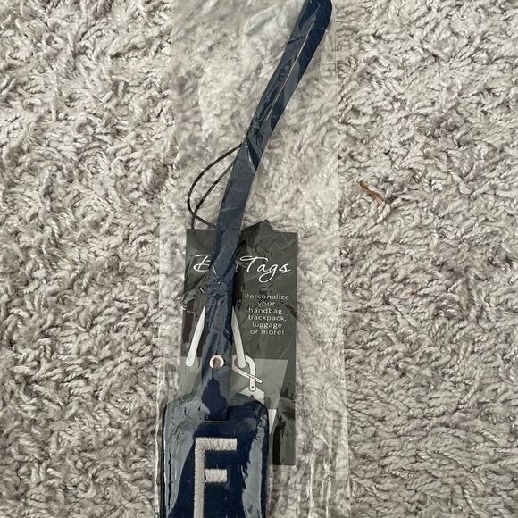 NWT “K•Carroll” Bag Tag Monogram Letter “F” Navy Blue Bag Tag with Silver Letter - Picture 3 of 5